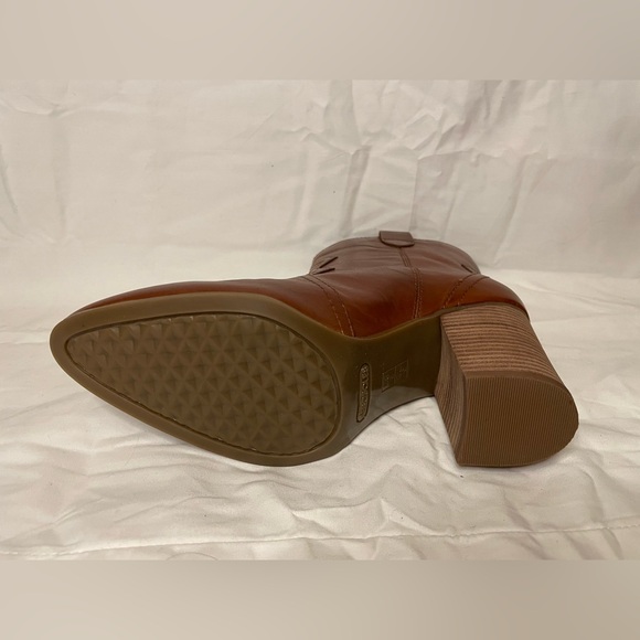 LAST CHANCE NWT Aerosoles leather stacked heel western boot - Picture 5 of 5